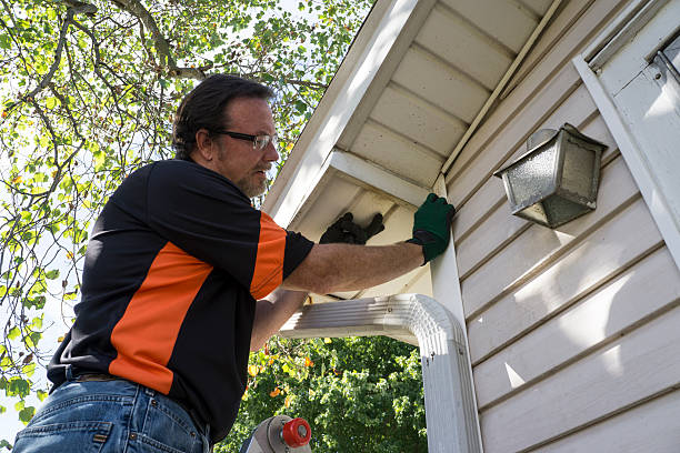 Best Garage Cleanout  in Nesconset, NY